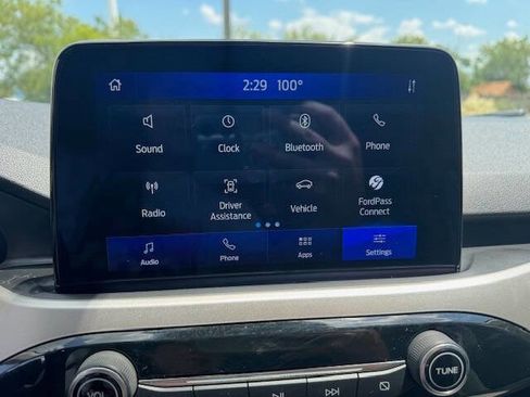 Used 2020 Ford Escape SE image 47