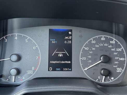 Used 2025 Toyota Corolla LE image 40