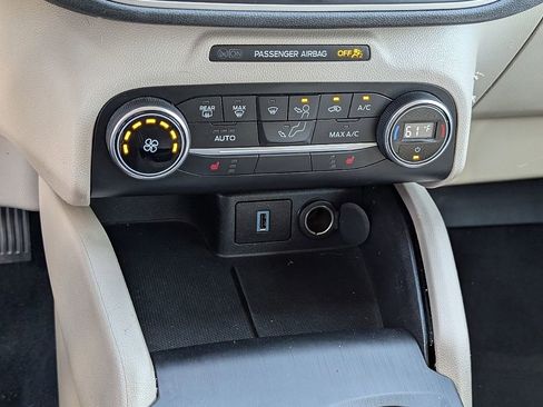Used 2020 Ford Escape SE AWD/4WD image 30