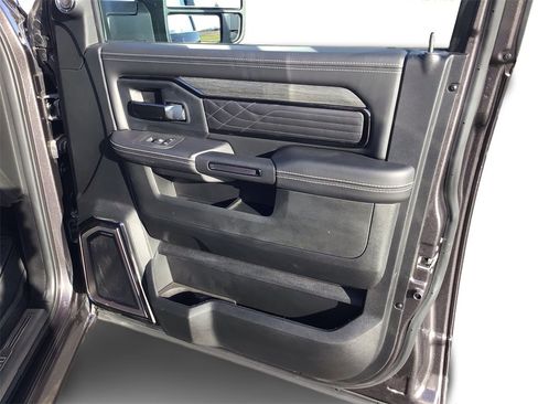 New 2025 RAM 2500 Limited image 21