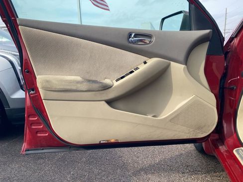 Used 2008 Nissan Altima 2.5 S w/ Emergency Aid Pkg image 14