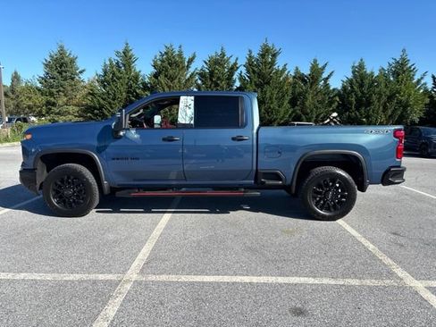 Used 2025 Chevrolet Silverado 2500 Custom w/ Custom Convenience Package AWD/4WD image 5