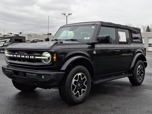 Used 2022 Ford Bronco Outer Banks AWD/4WD image 6