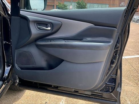 Used 2023 Nissan Murano SV FWD image 26