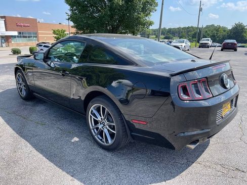 Used 2013 Ford Mustang GT Premium w/ Brembo Brake Pkg RWD image 4