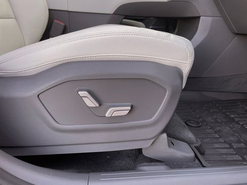 New 2025 Hyundai Santa Fe Limited image 25