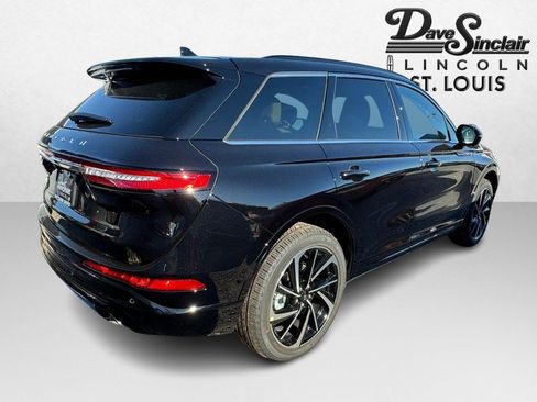 Used 2025 Lincoln Corsair Grand Touring w/ Equipment Group 302A AWD/4WD image 5