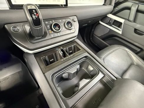 Used 2023 Land Rover Defender 110 S AWD/4WD image 27