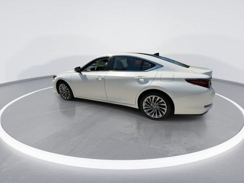 Used 2025 Lexus ES 350 Ultra Luxury w/ Accessory Package (Z2) FWD image 5