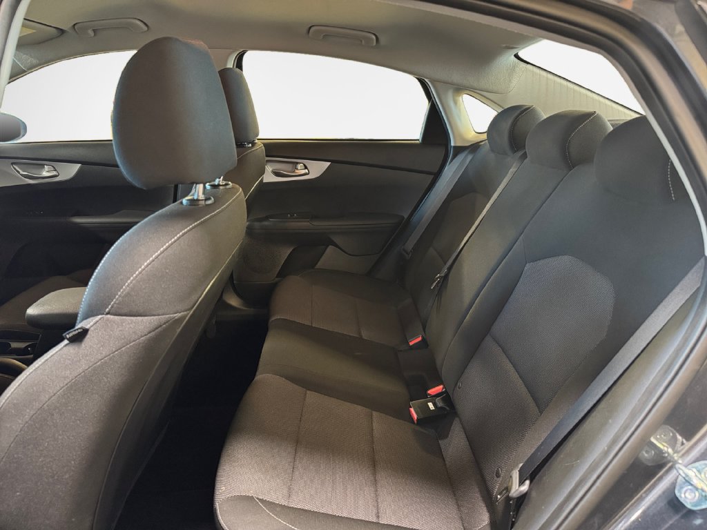 Certified 2023 Kia Forte LXS w/ LXS Technology Package FWD image 24