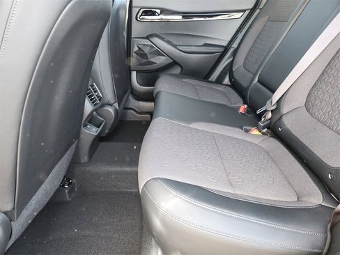 New 2026 Kia Seltos S image 9