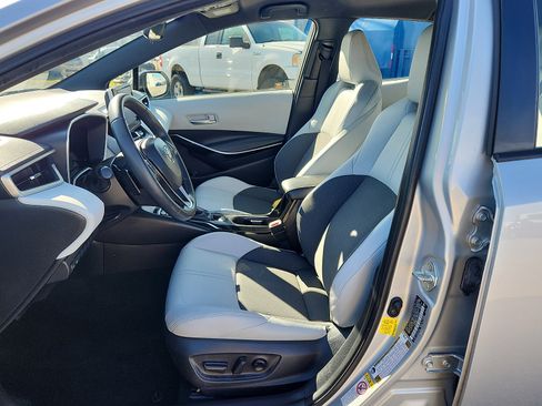 Used 2020 Toyota Corolla XSE image 7