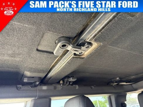 Used 2022 Ford Bronco Black Diamond w/ Sasquatch Package AWD/4WD image 13