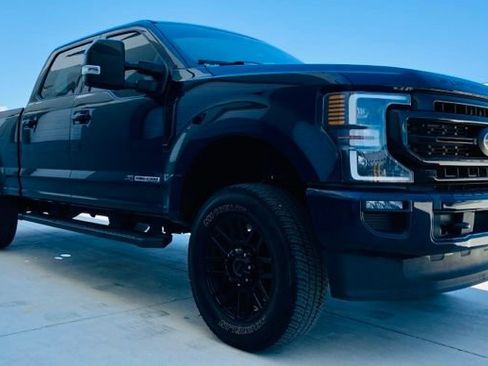 Certified 2022 Ford F250 Lariat AWD/4WD image 3