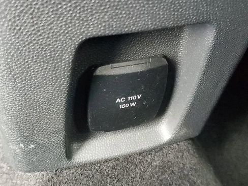 Used 2019 Ford EcoSport SE w/ SE Convenience Package image 10