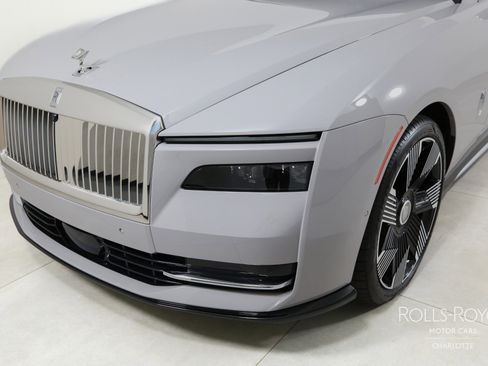 Certified 2025 Rolls-Royce Spectre image 38