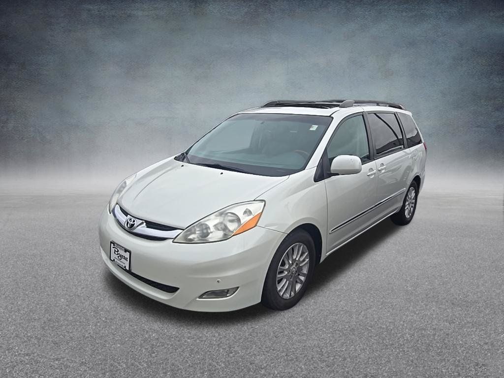 Used 2009 Toyota Sienna XLE Limited FWD image 4