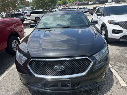 Used 2013 Ford Taurus SHO AWD/4WD image 2