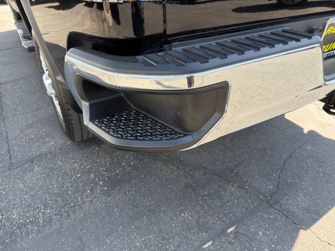 Used 2025 Chevrolet Silverado 2500 LT w/ Convenience Package AWD/4WD image 20