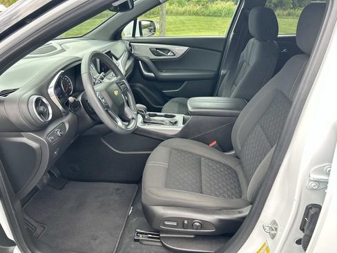 Used 2022 Chevrolet Blazer LT FWD image 28