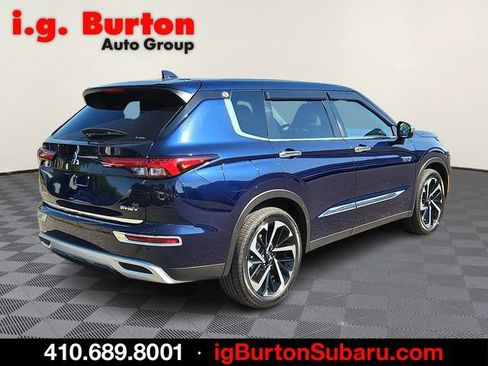Used 2023 Mitsubishi Outlander SE AWD/4WD image 6