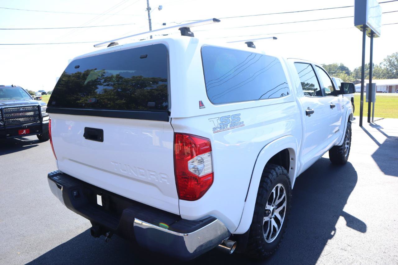 Used 2017 Toyota Tundra SR5 w/ SR5 Upgrade Package AWD/4WD image 3