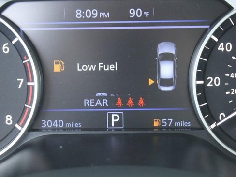 Used 2025 Nissan Altima 2.5 SV image 19