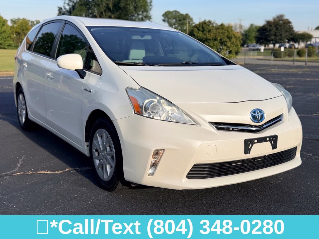 Used 2014 Toyota Prius V Three FWD image 11