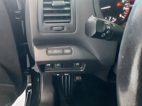 Used 2018 Nissan Altima 2.5 SL FWD image 7