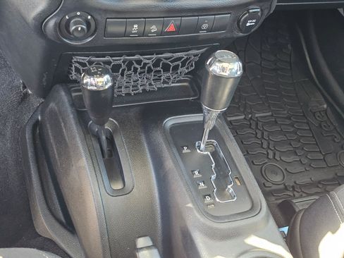 Used 2014 Jeep Wrangler Sahara w/ Connectivity Group image 25