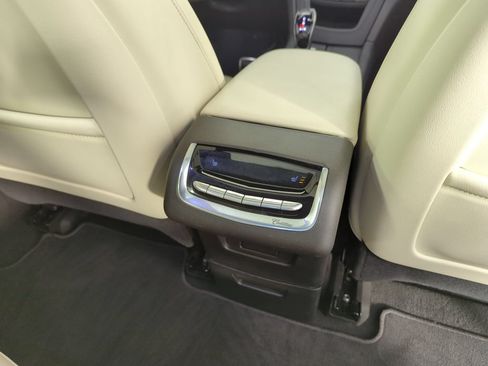 Used 2024 Cadillac XT6 Sport w/ Technology Package AWD/4WD image 36