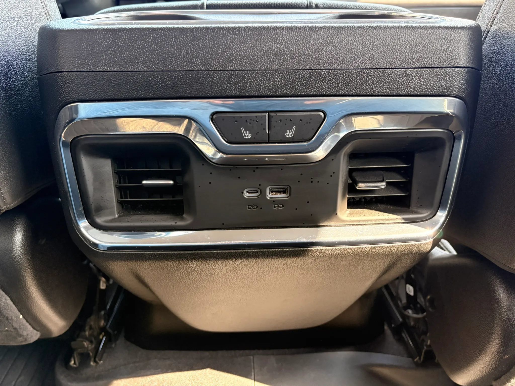 Used 2024 Chevrolet Silverado 2500 LTZ w/ LTZ Plus Package AWD/4WD image 26