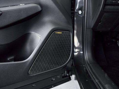 New 2026 Mitsubishi Outlander SE image 22