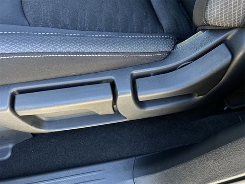 Certified 2025 Nissan Pathfinder S image 23