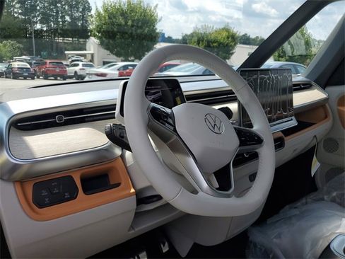 New 2025 Volkswagen ID. Buzz 1st Edition image 20