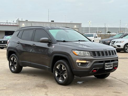 Used 2018 Jeep Compass Trailhawk w/ Navigation Group image 4
