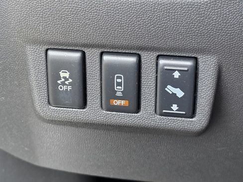 Used 2014 Nissan Titan SL w/ SL Max Utility Package RWD image 20