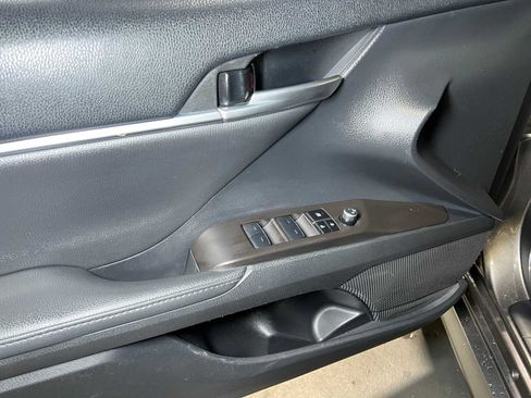 Used 2023 Toyota Camry XLE w/ Navigation Package FWD image 20
