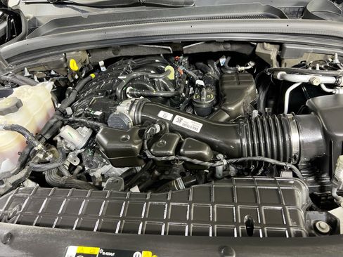 Used 2023 Jeep Grand Cherokee Limited w/ Black Appearance Package image 28