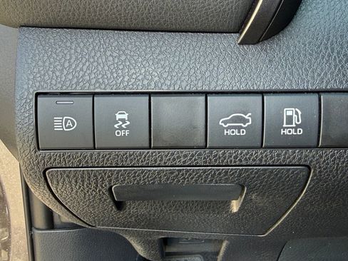 Used 2023 Toyota Camry LE FWD image 27