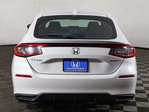 Used 2024 Honda Civic Sport image 9