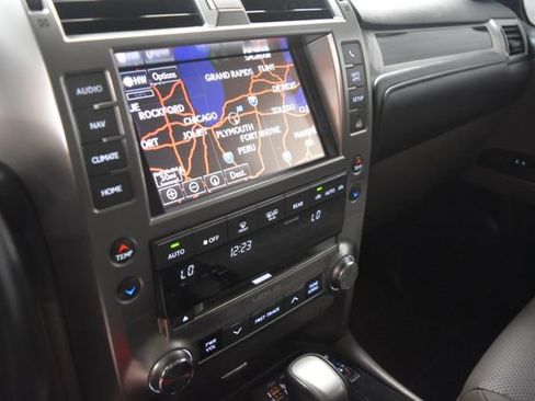 Used 2021 Lexus GX 460 Luxury image 13