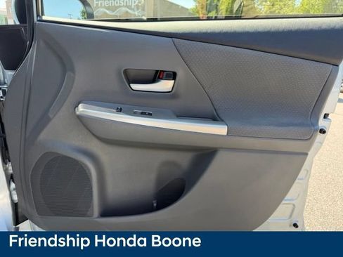 Used 2012 Toyota Prius V Three FWD image 41