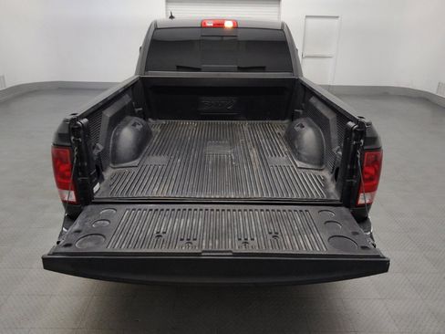 Used 2019 RAM 1500 Big Horn RWD image 29