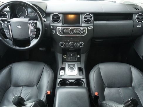 Used 2016 Land Rover LR4 HSE LUX image 9