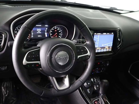 Used 2018 Jeep Compass Limited w/ Navigation Group image 21