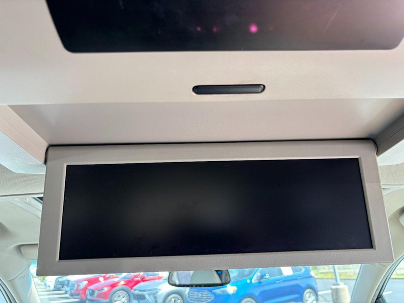 Used 2017 Toyota Sienna XLE Premium FWD image 11