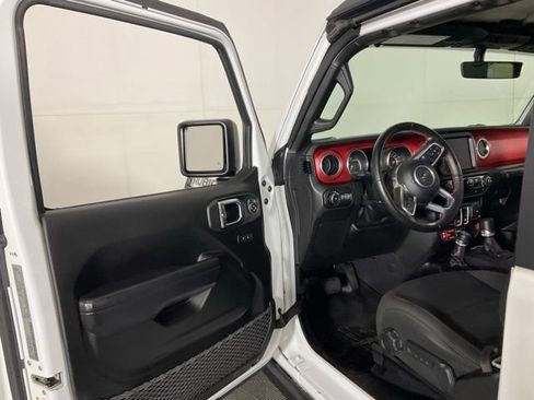 Used 2022 Jeep Wrangler Rubicon AWD/4WD image 22