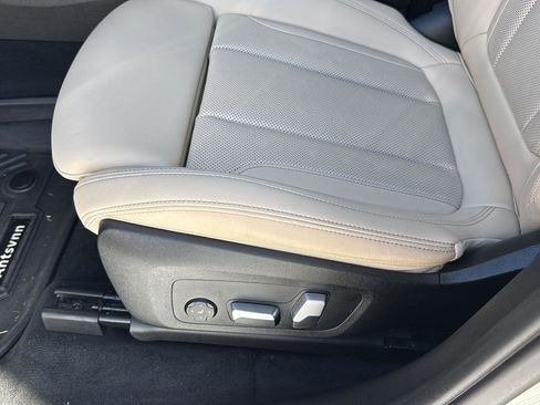 Used 2023 BMW X3 M40i w/ Parking Assistance Package image 28