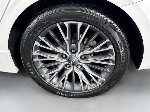 Used 2023 Kia Forte GT-Line w/ GT-Line Premium Package image 31